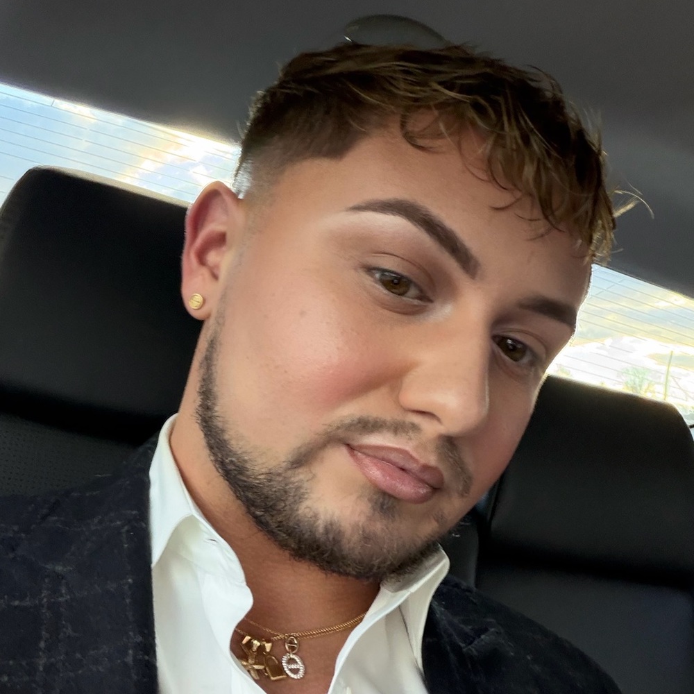 Meet your Posher, Daniel